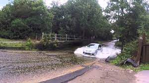 Driving through The Ford at Rufford Park - YouTube