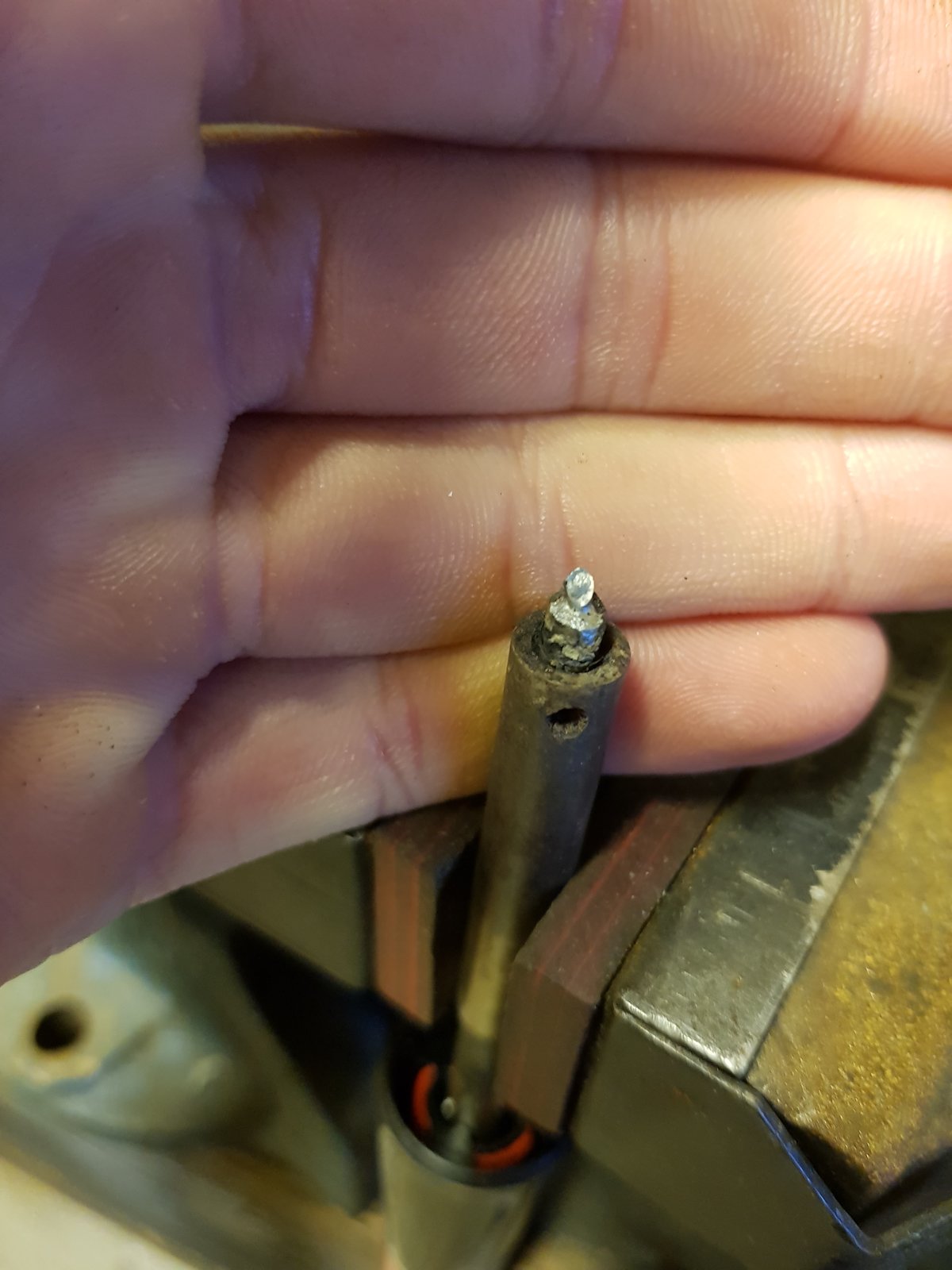 New to soldering, and didn't know i had to tin the tip, and have