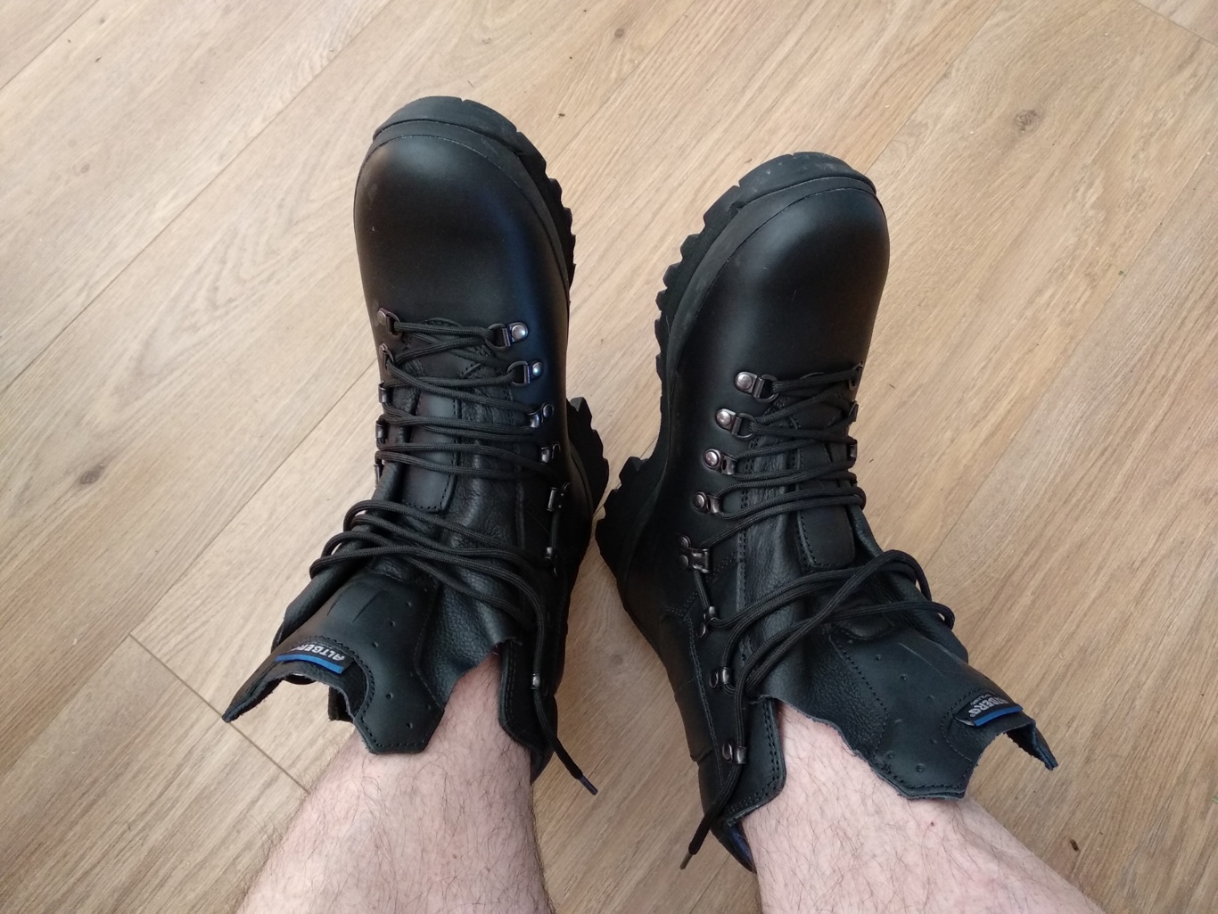 boots.jpeg