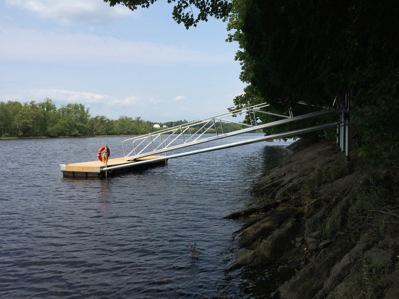 dock-just-below-mid-tide.jpg