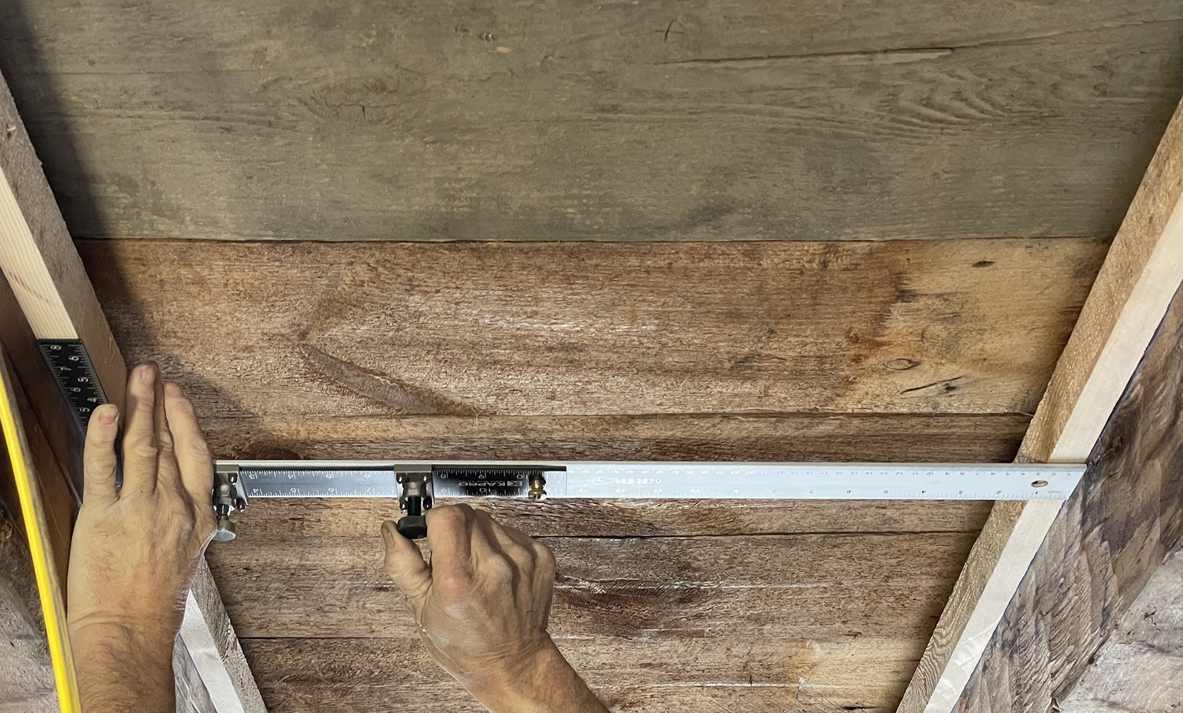 extension-rule-measuring-between-joists.jpg