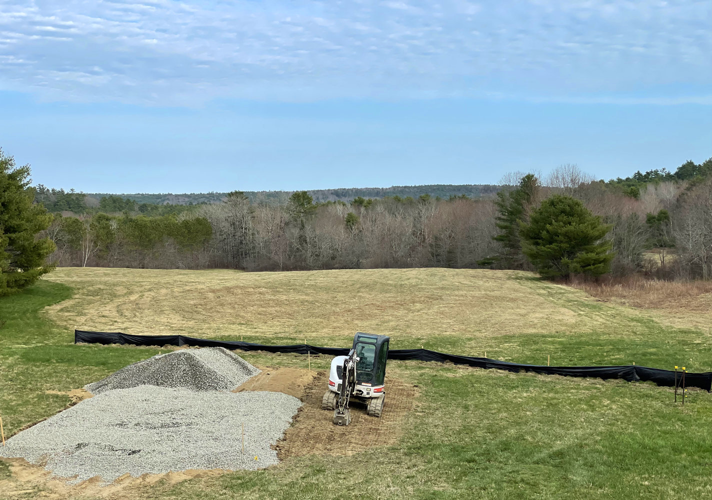 field-2-looking-east-leach-field-installation.jpg