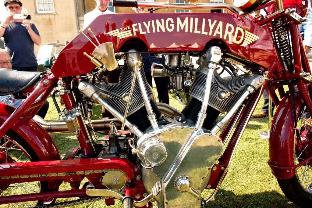 Flying-Millyard-Motorcycle-is-Powered-by-a-5000-cc-V-twin-Engine-01.jpg