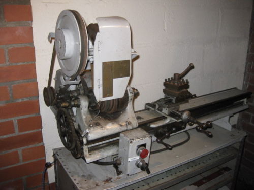 lathe.JPG