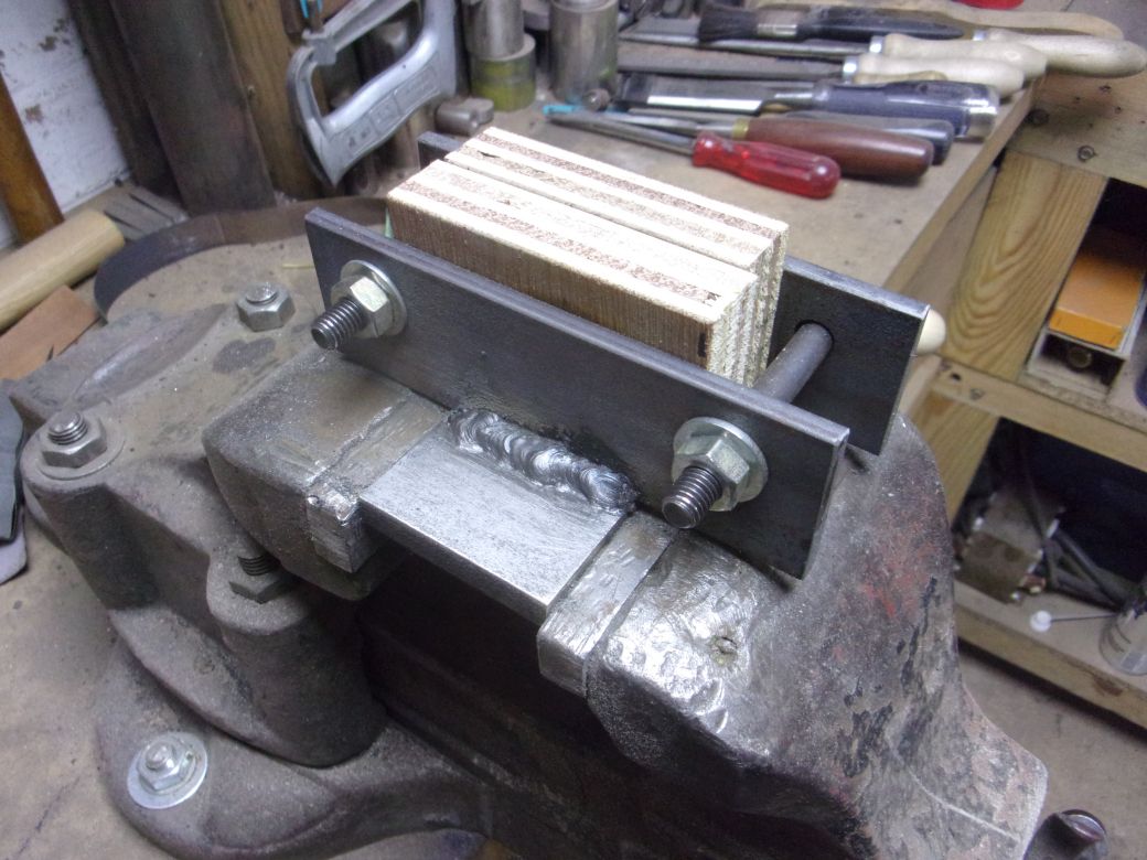 Lathe steady_0005.JPG