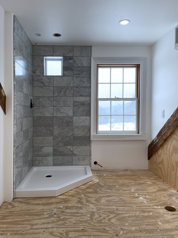 upstairs-bathroom-tile-grouted-1-smaller-image.jpg