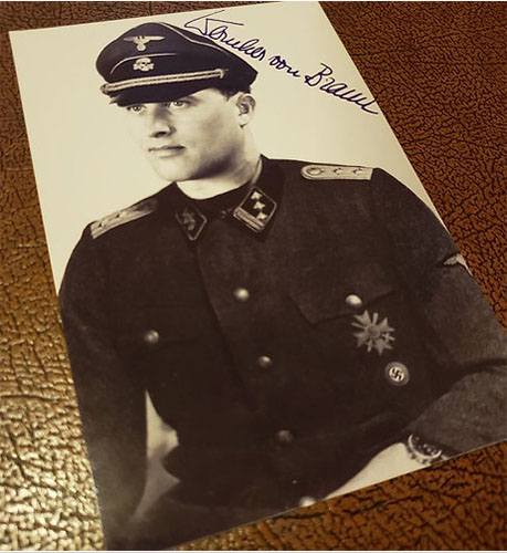 Wernher von Braun in uniform.jpg