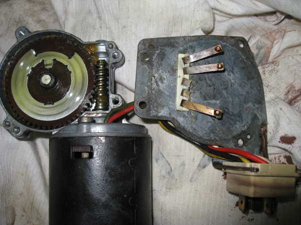 wiper_motor_assy_bosch_pm.jpg