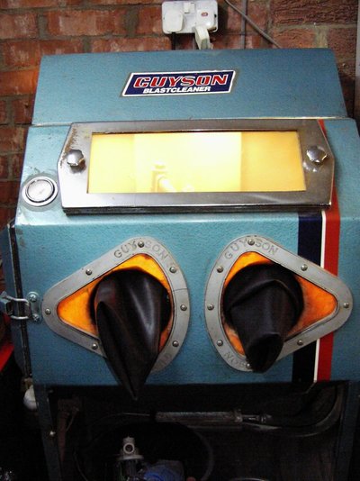 Guyson sandblaster Jan 06.jpg