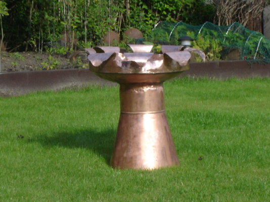 copper planter.JPG