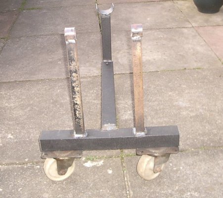 scooter stand1.jpg