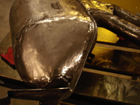 928 muffler welding 3.JPG