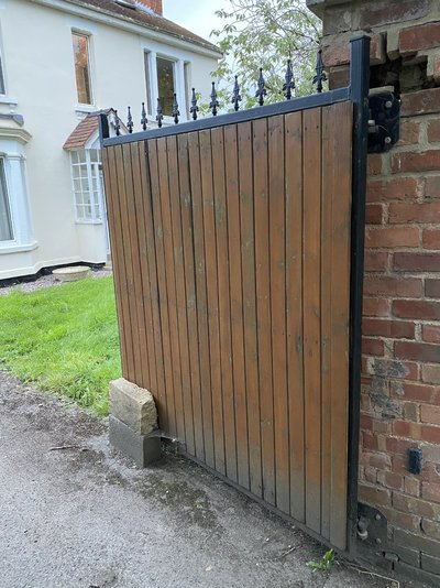 150mm box section for gate post? (Electric gates) | MIG Welding Forum