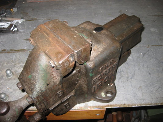 Fortis iron vice 013.JPG