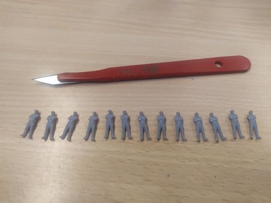 1to100 scale figures.jpg